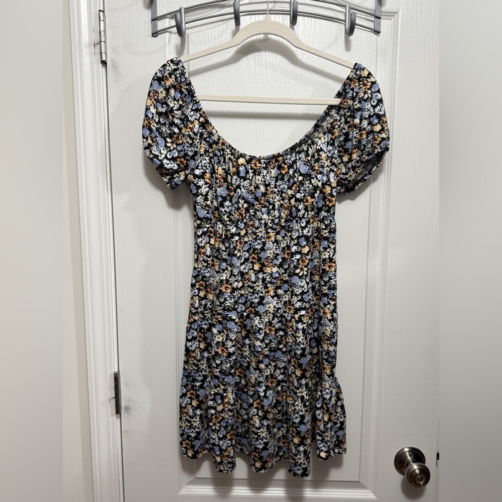 Hollister Ditsy Floral‎ babydoll mini Dress Puff Sleeve women’s S cottagecore